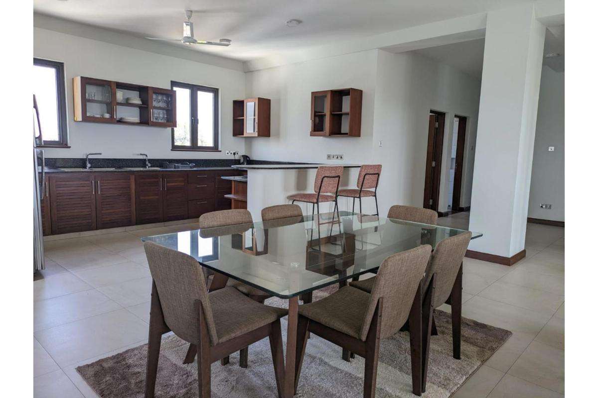 2 Bed Apartment with En Suite in Nyali Area - 5