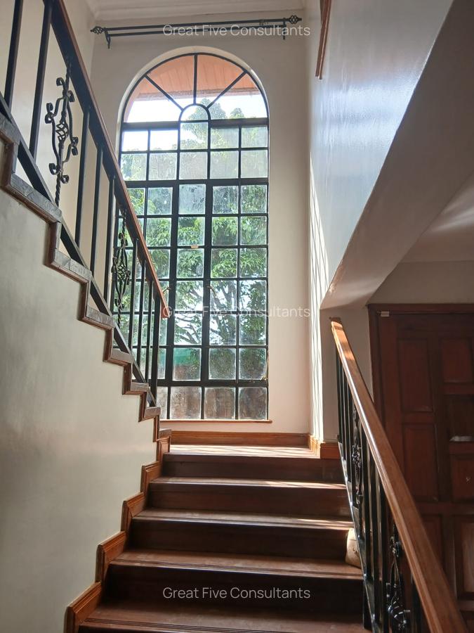 4 Bed Villa with En Suite in Runda - 9