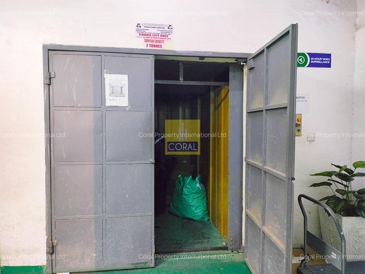 Warehouse with Parking in Thika Road - 7