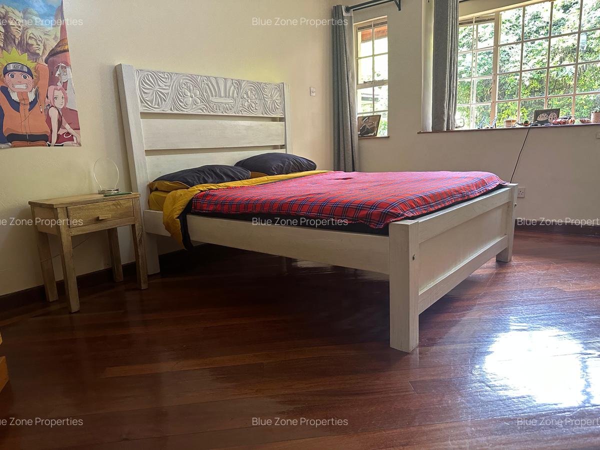 5 Bed Villa with En Suite at Off Rosslyn Lone Tree Rd - 17