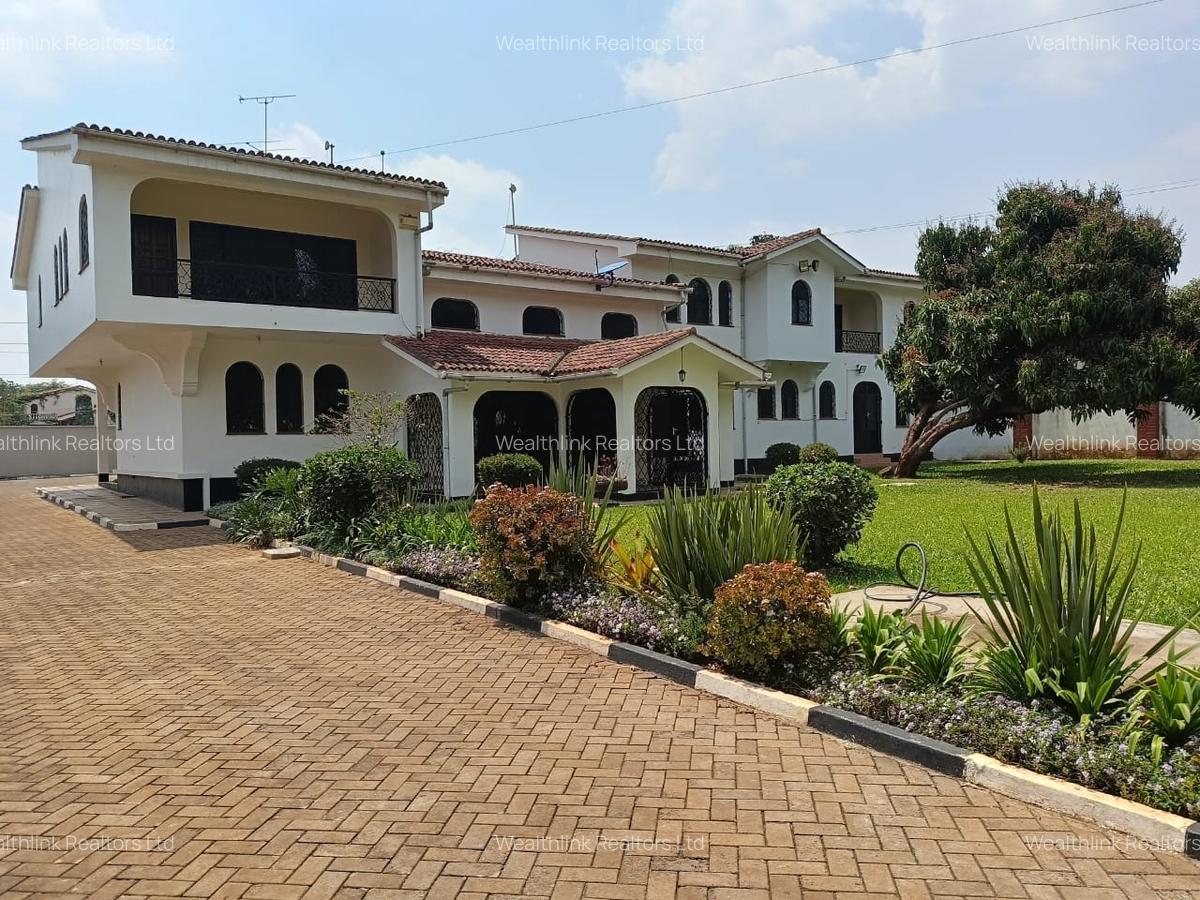 5 Bed House with En Suite at Gigiri - 6