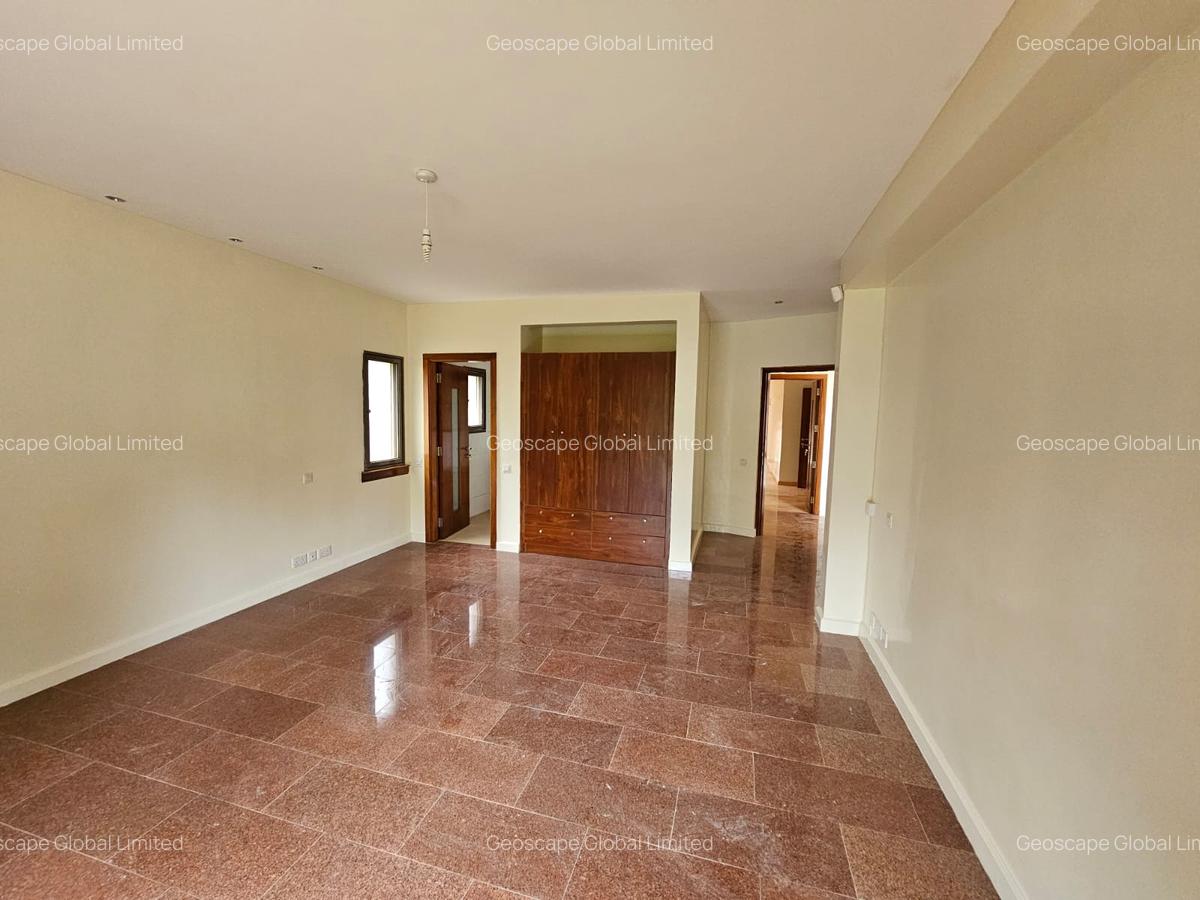 5 Bed House with En Suite in Kitisuru - 4