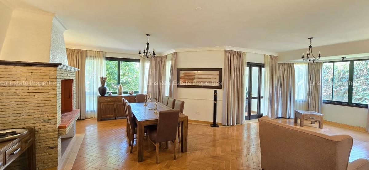 4 Bed Townhouse with En Suite in Kyuna - 5