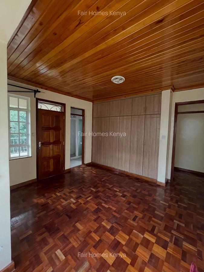 5 Bed Townhouse with En Suite at Lavington Green - 13
