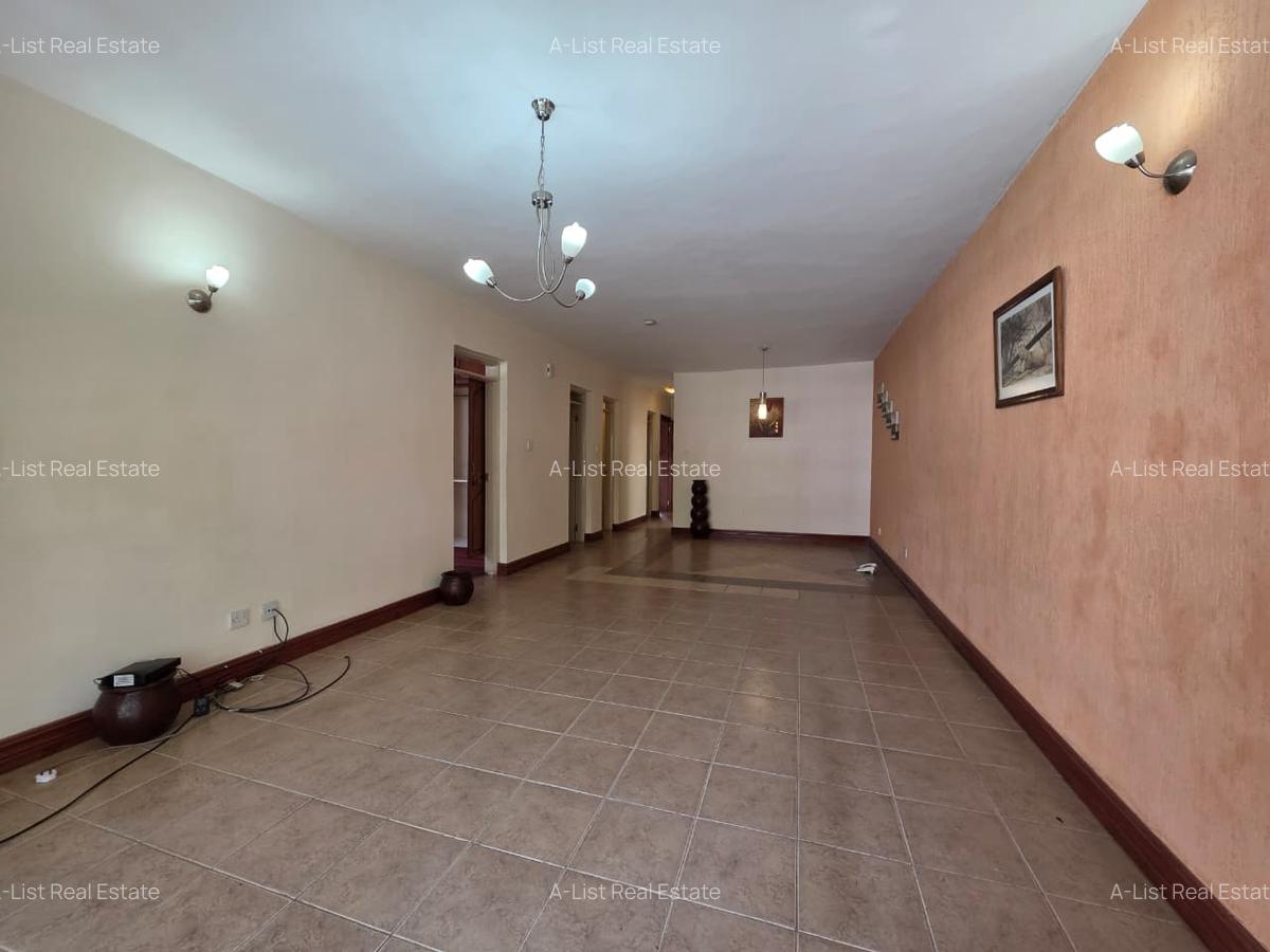 1 Bed Apartment with En Suite at Riverside Drive - 1