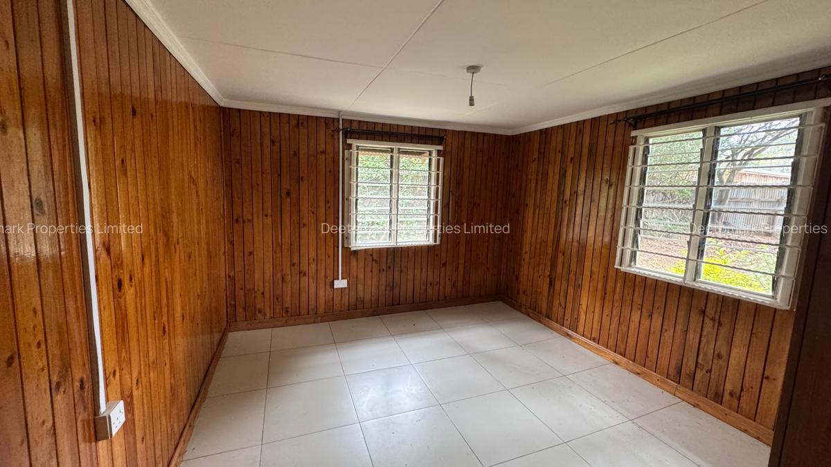3 Bed House with En Suite at University Road - 19