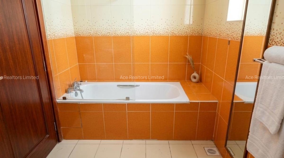 3 Bed Apartment with En Suite at Brookside Estate - 14