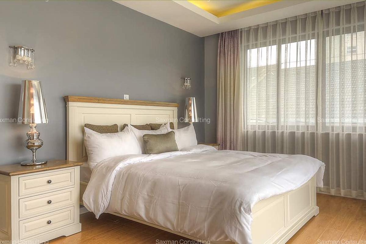 Furnished 3 Bed Apartment with En Suite in Brookside - 2