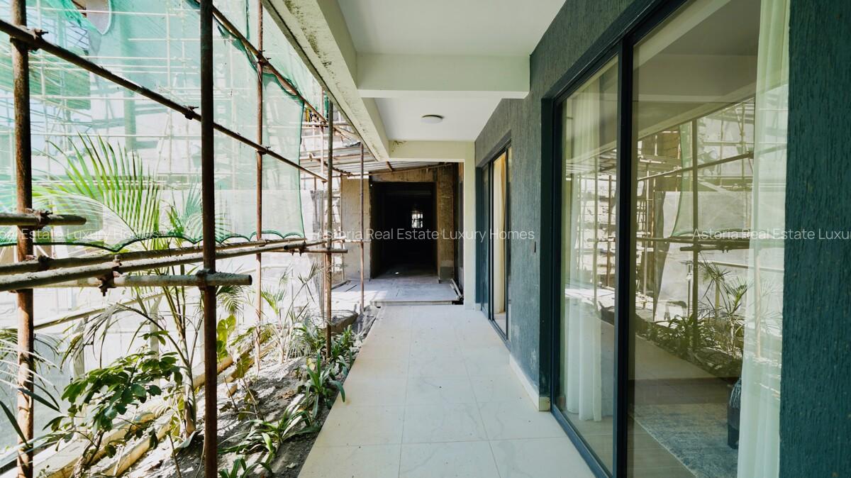 1 Bed Apartment with En Suite at 2026-518 1 Bed - 5