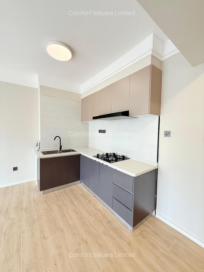 1 Bed Apartment with En Suite at Lavington - 3