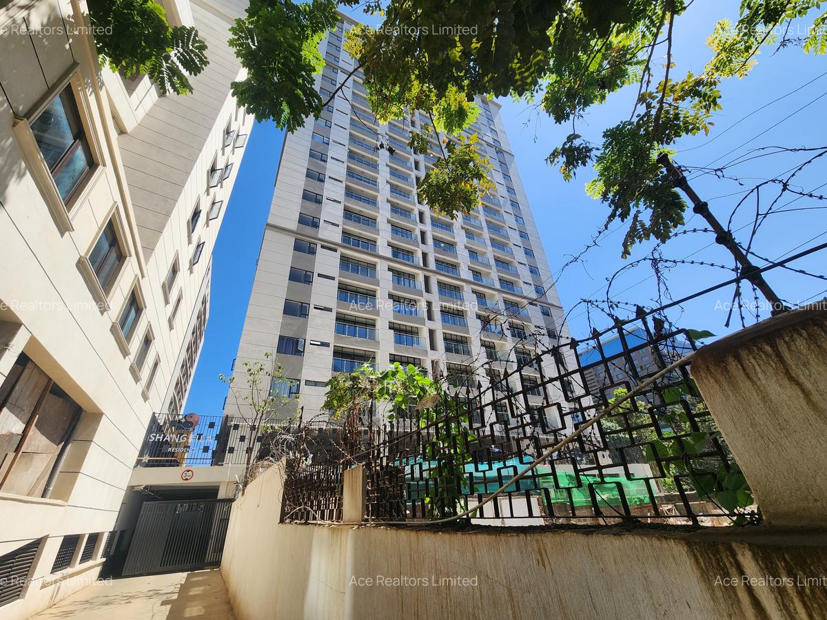 2 Bed Apartment with En Suite at Westlands Road - 1
