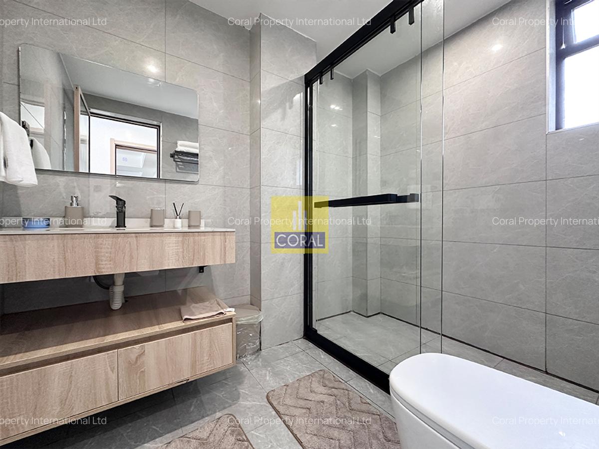 2 Bed Apartment in Riverside - 5