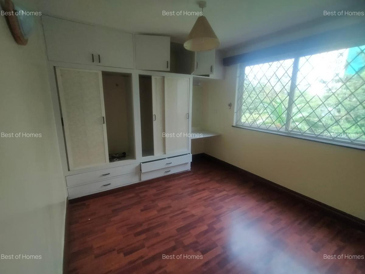 4 Bed House in Lavington - 3