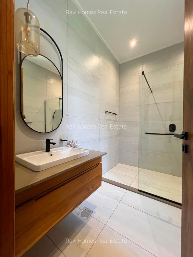 4 Bed Villa with En Suite at Loresho - 11