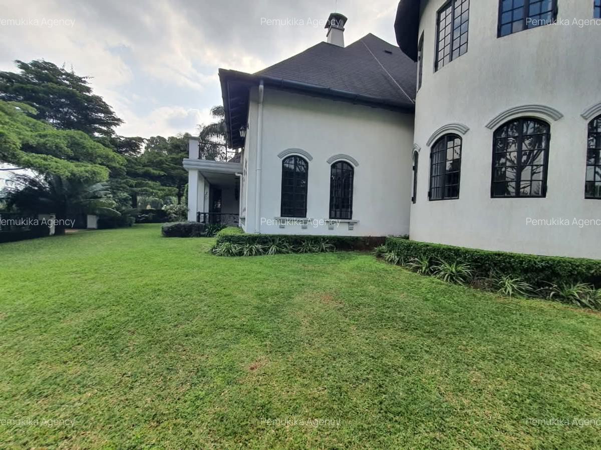 5 Bed Townhouse with En Suite in Lavington - 9