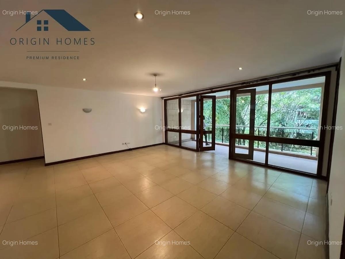 3 Bed Apartment with En Suite at Riverside Drive - 10