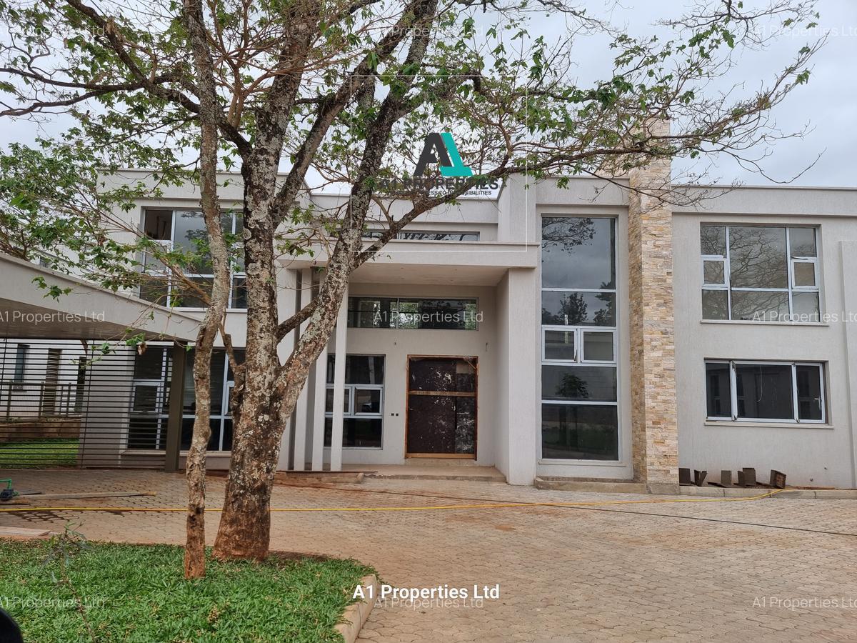 5 Bed Townhouse with En Suite in Karen - 1