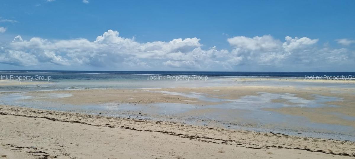 Residential Land in Nyali Area - 11