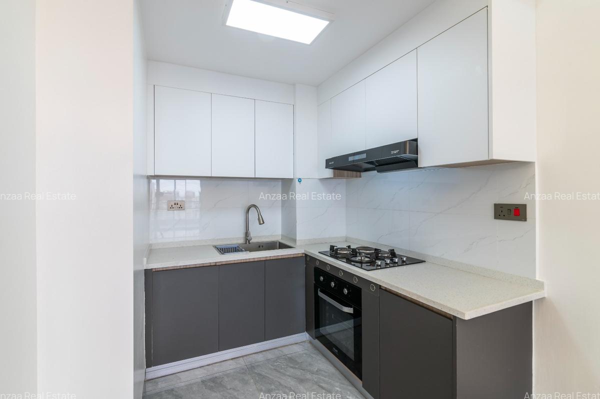 2 Bed Apartment with En Suite at Capital Garden - 14