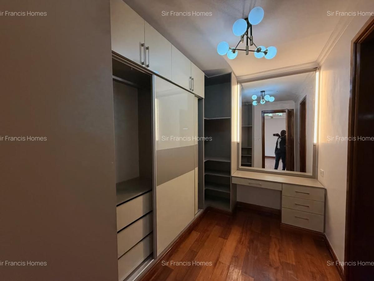 4 Bed House with En Suite at Karen - 12