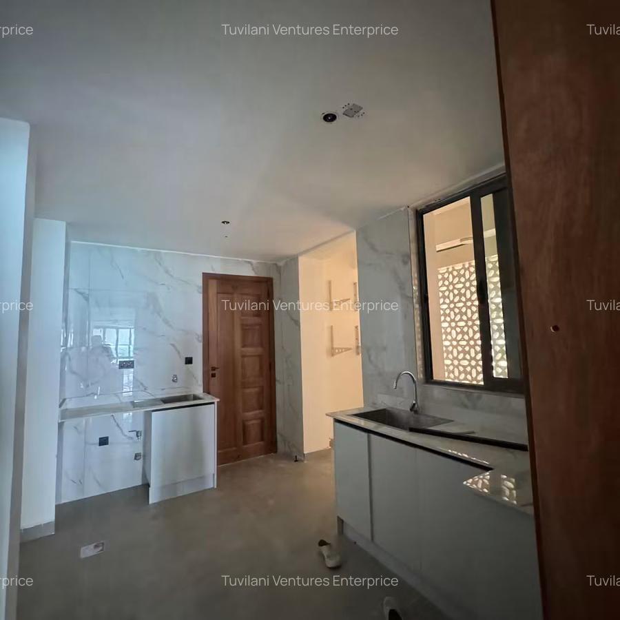 Serviced 2 Bed Apartment with En Suite at Nyali Monbasa - 11