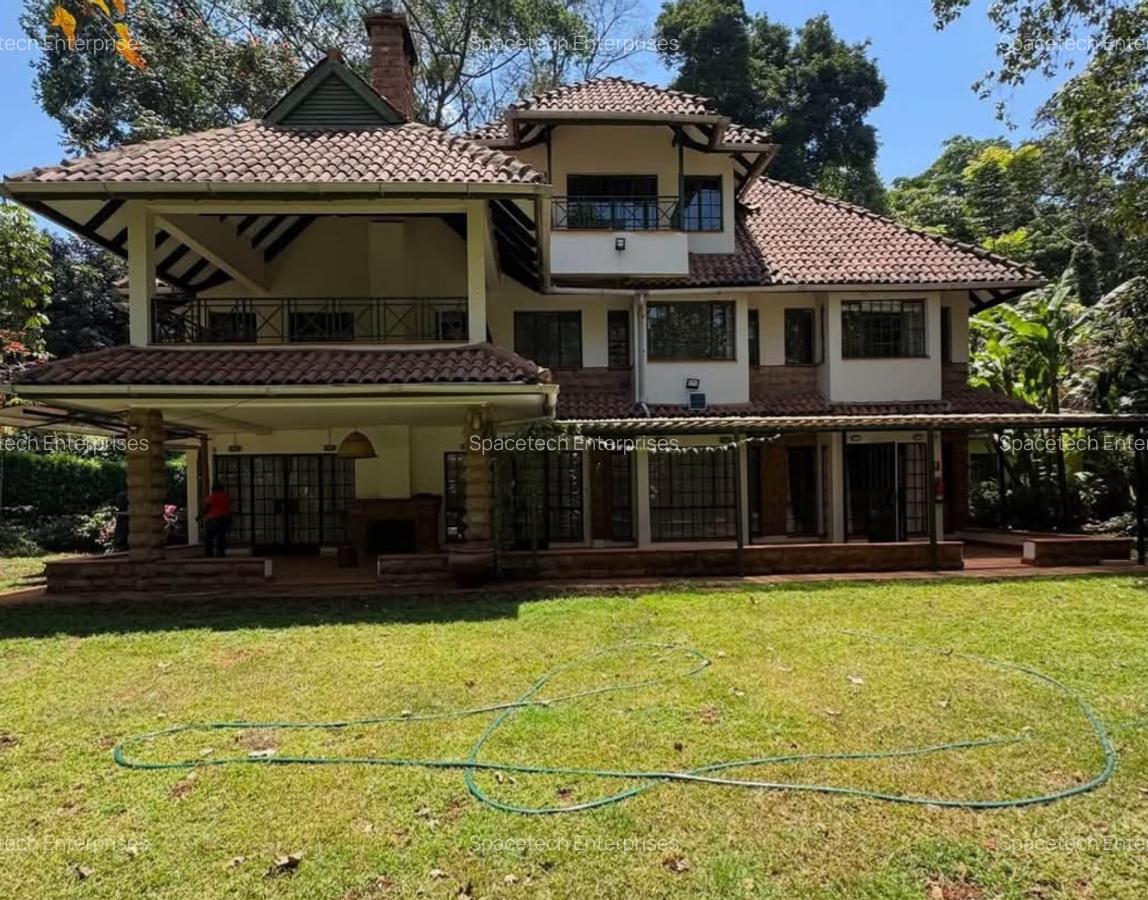 5 Bed Townhouse with En Suite in Rosslyn - 2