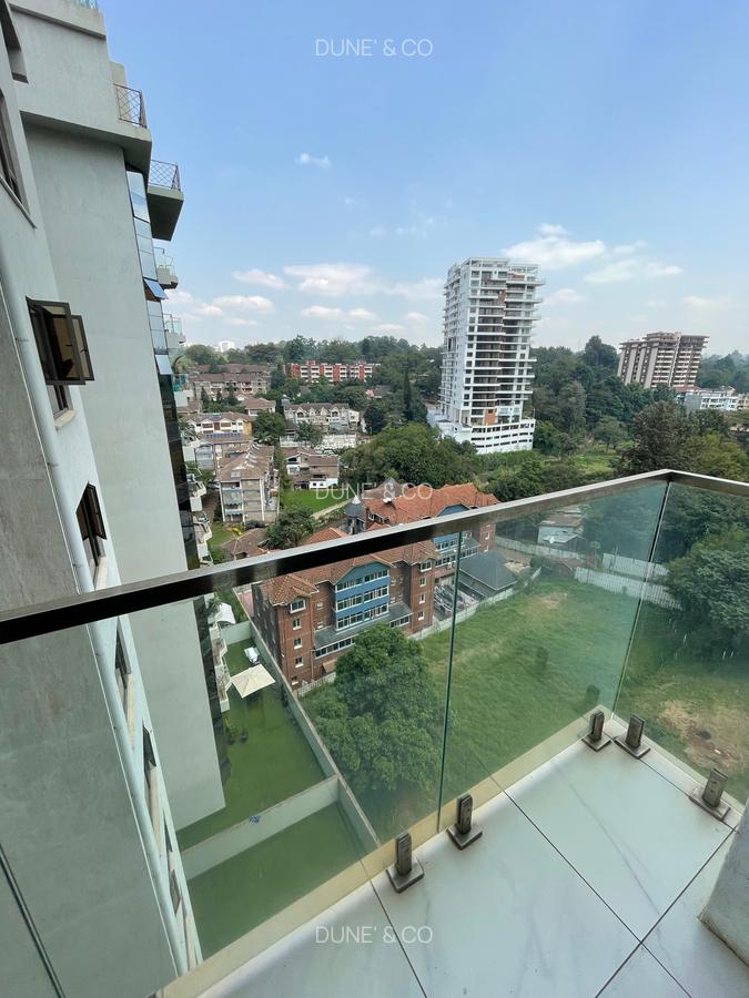 Serviced 2 Bed Apartment with En Suite in Westlands Area - 9