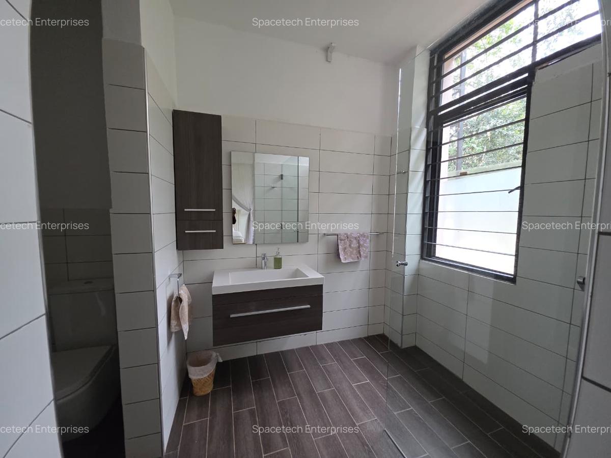 3 Bed House with En Suite in Muthaiga - 13
