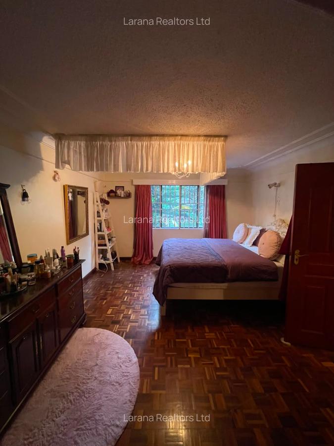 4 Bed Townhouse with En Suite at Maji Mazuri Rd - 13