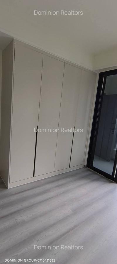 1 Bed Apartment with En Suite in Parklands - 9