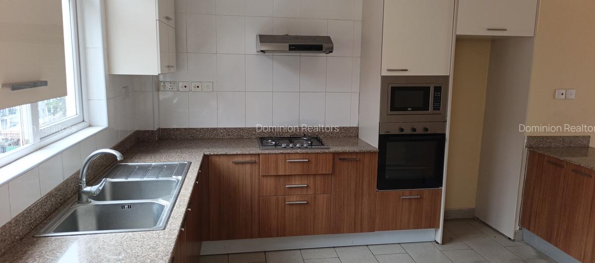 3 Bed Apartment with En Suite at Argwings Kodhek Road - 4