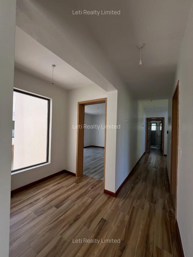 6 Bed Townhouse with En Suite in Lavington - 9