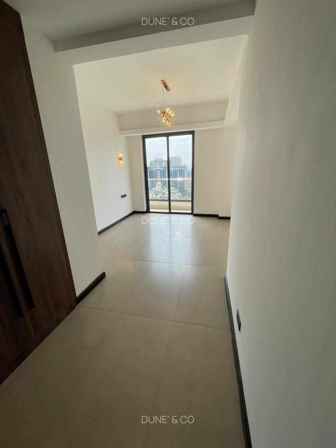 3 Bed Apartment with En Suite in Riverside - 15