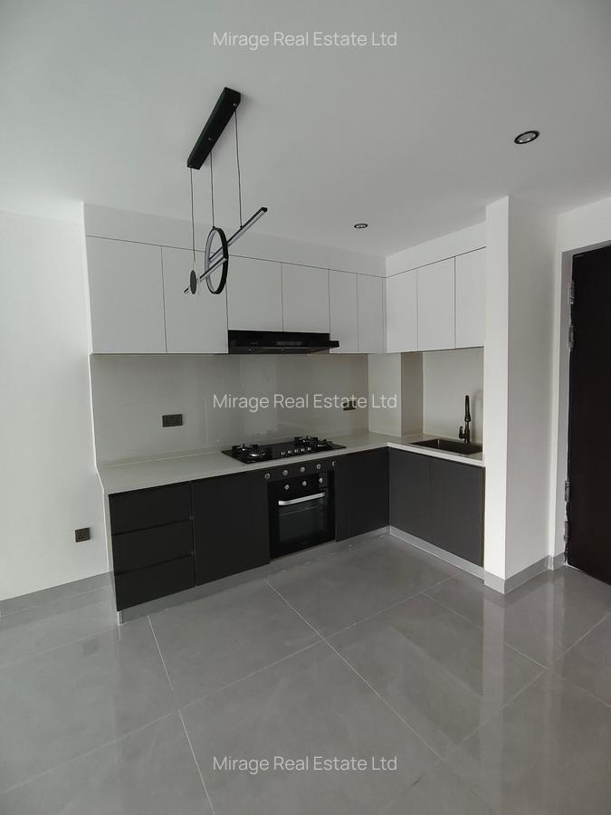 2 Bed Apartment with Swimming Pool in Kilimani - 14