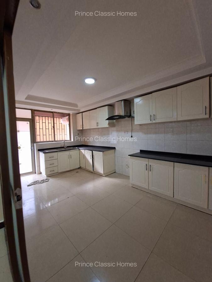 4 Bed Apartment with En Suite in Lavington - 1