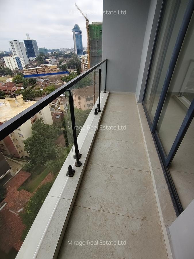 2 Bed Apartment with En Suite in Brookside - 3