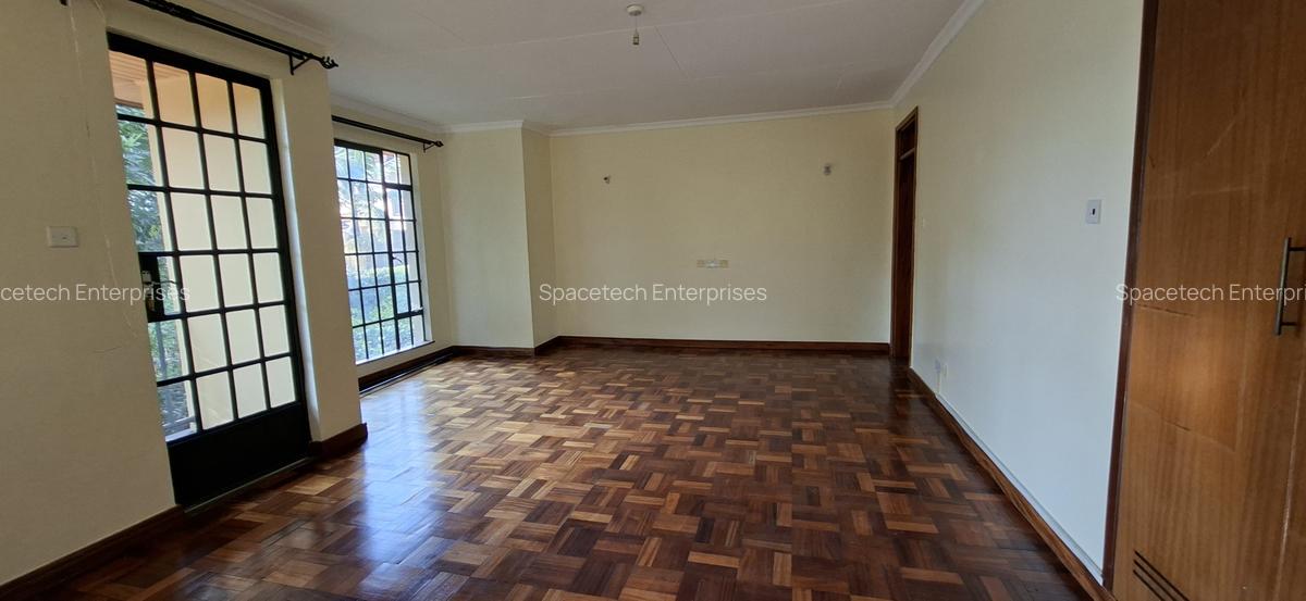 4 Bed Townhouse with En Suite in Runda - 8