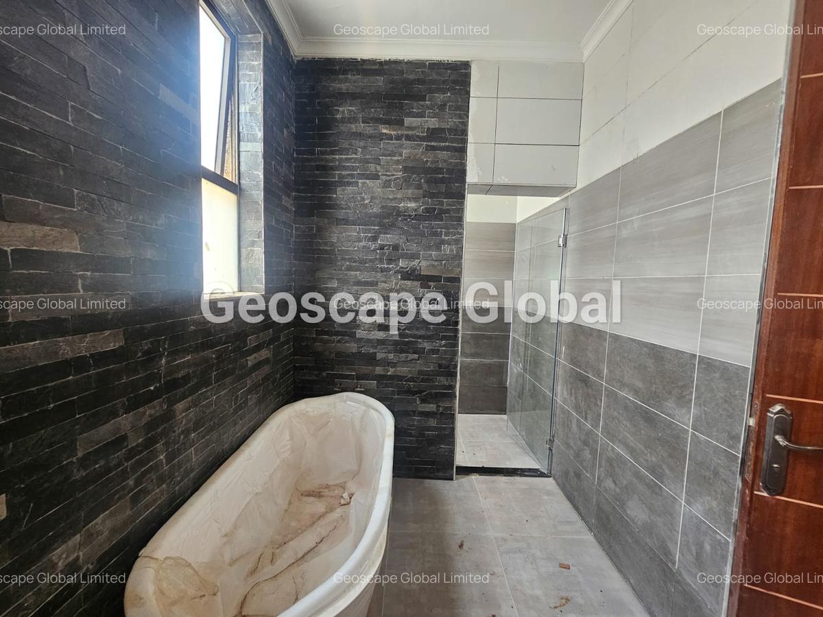 4 Bed House with En Suite in Kiambu Road - 4