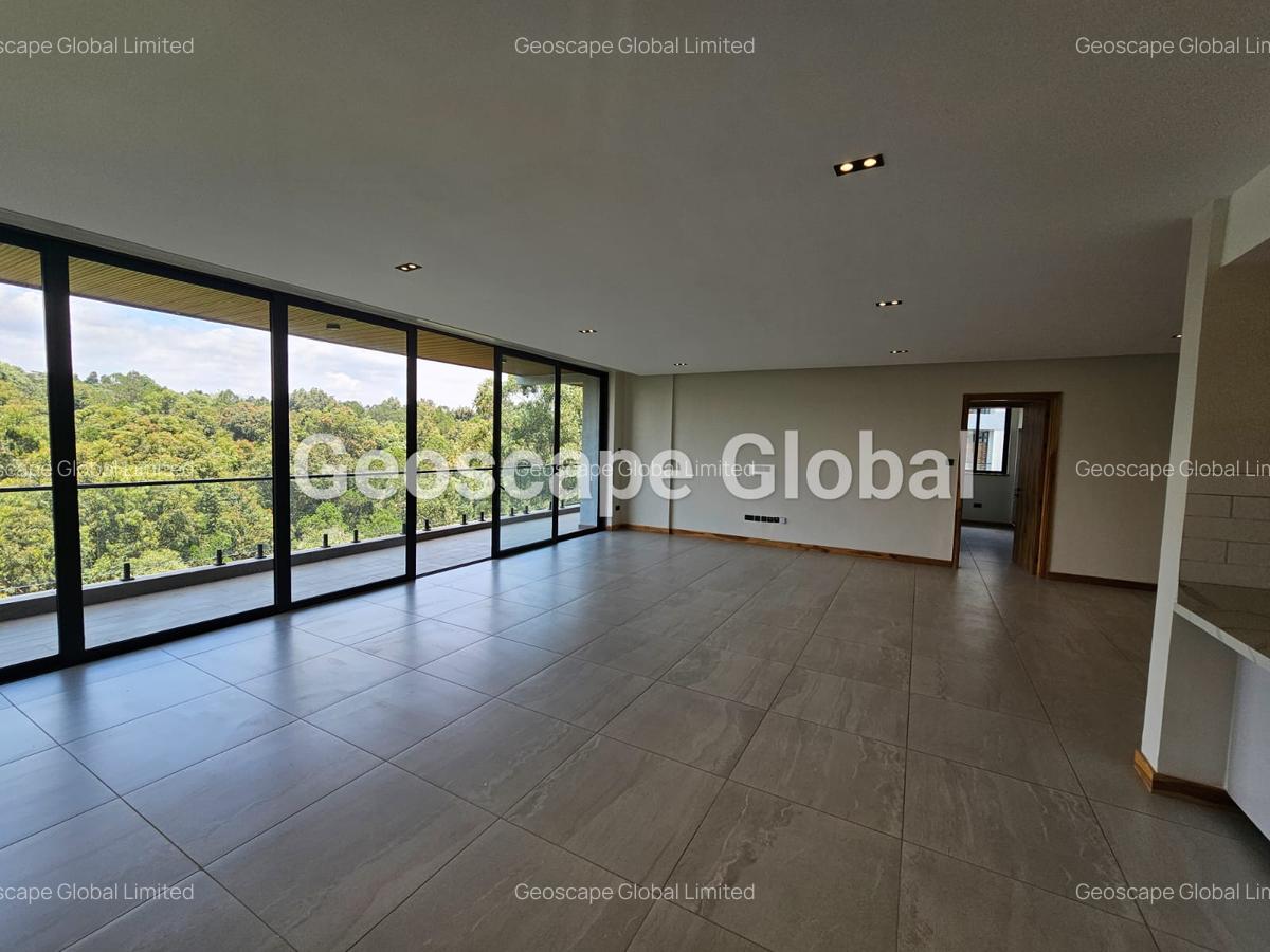 Furnished 3 Bed Apartment with En Suite in Spring Valley - 14