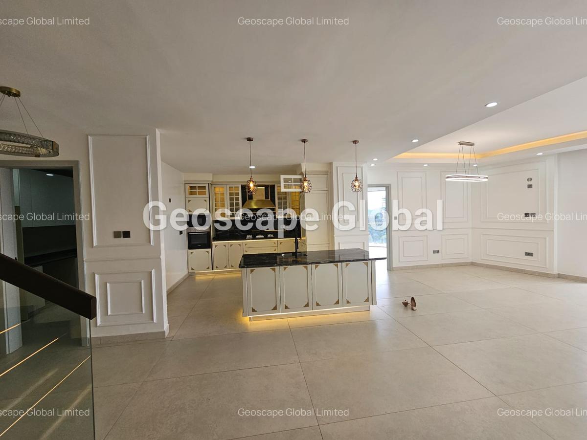 4 Bed Apartment with En Suite in Spring Valley - 8