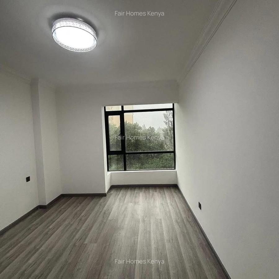 4 Bed Apartment with En Suite at Valley Arcade - 8