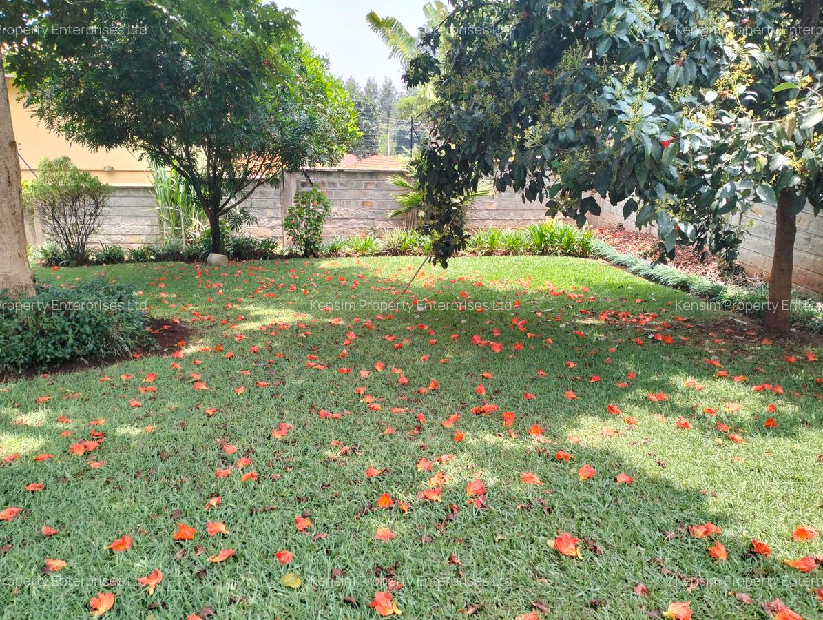 5 Bed Townhouse with En Suite in Kitisuru - 16