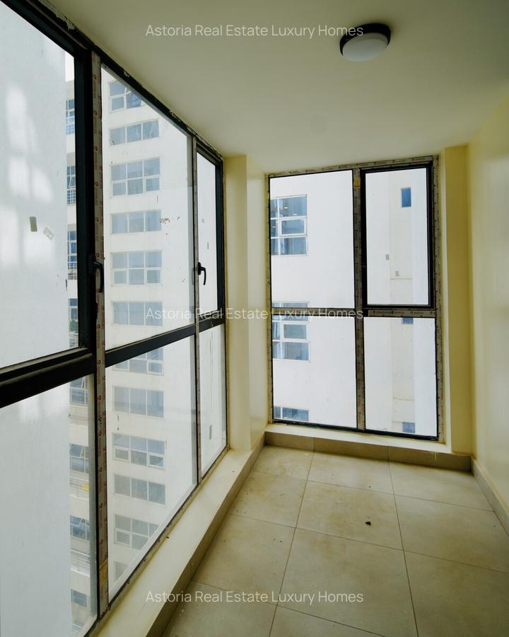 4 Bed Apartment with En Suite at 2026-430 - 11