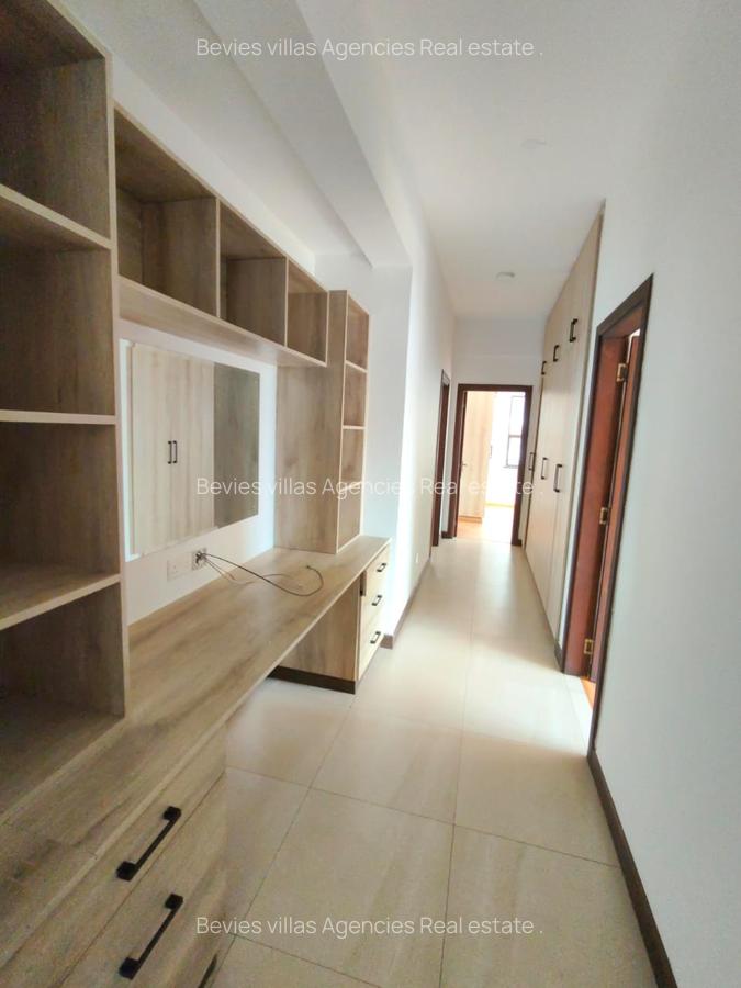 3 Bed Apartment with En Suite at Parklands - 9