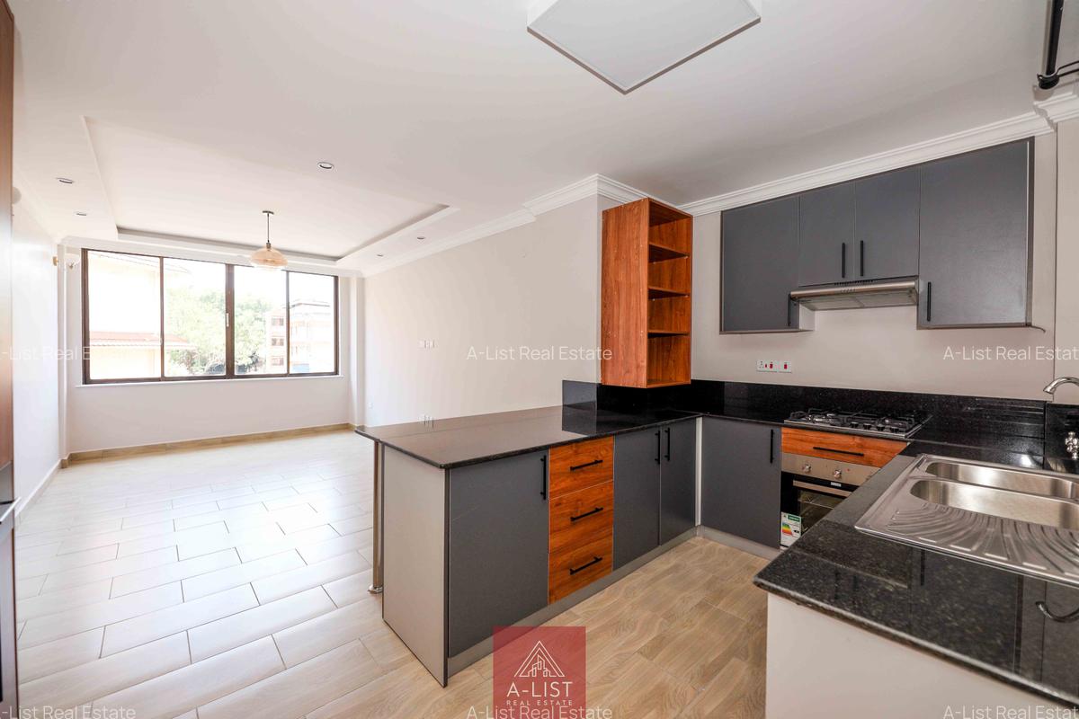 2 Bed Apartment with En Suite at Lantana Road - 11