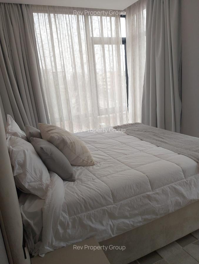 Furnished 2 Bed Apartment with En Suite in Brookside - 7