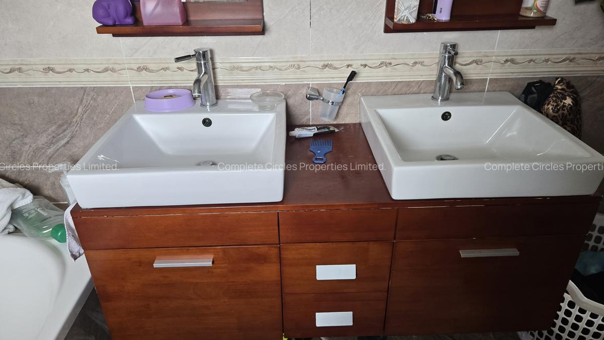 4 Bed House with En Suite at Mombasa Road - 8