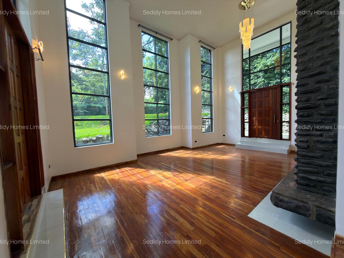 6 Bed Villa with En Suite in Karen - 2