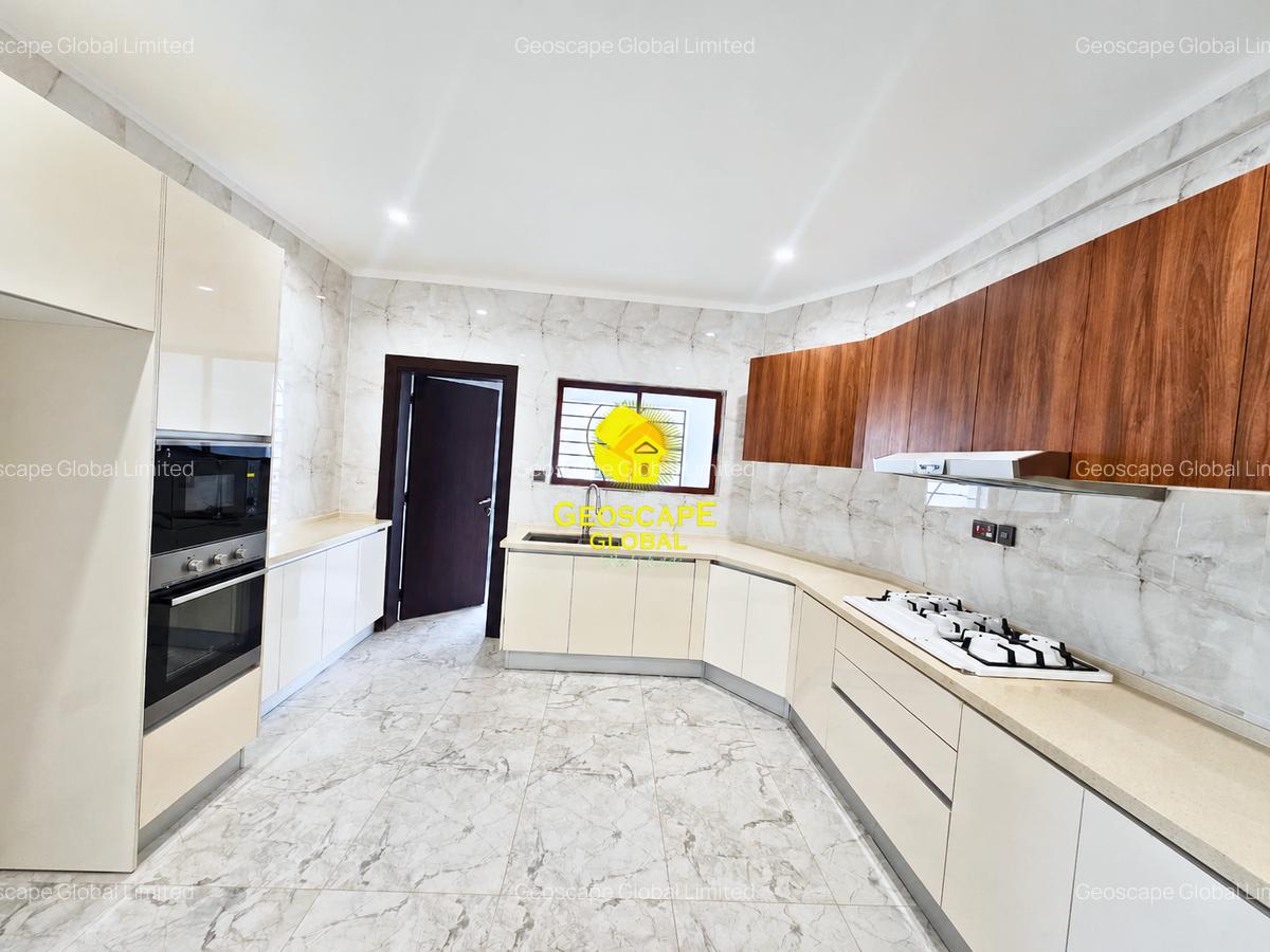 3 Bed Apartment with En Suite in Kileleshwa - 2