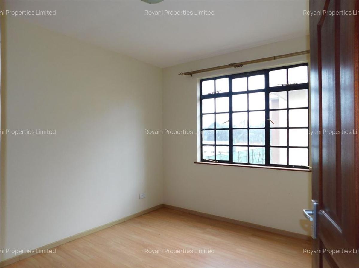 3 Bed Apartment with En Suite at Fourways Junction Estate - 13